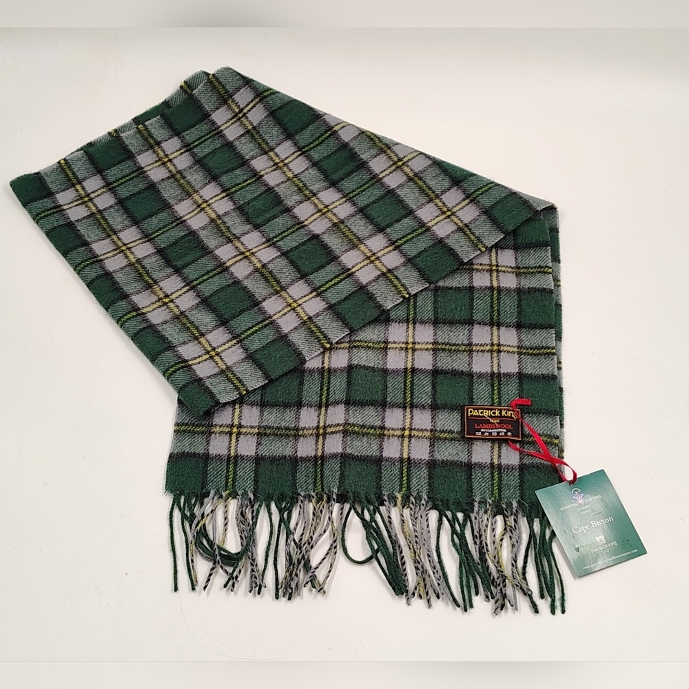Cape Bretton Scottish Tartan Plaid Lambswool Fringe Scarf Patrick King NWT